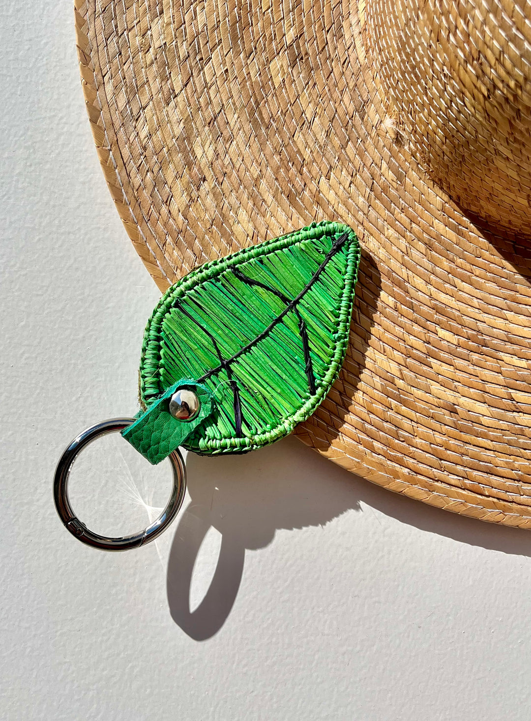 Hat Holder Paja Hoja
