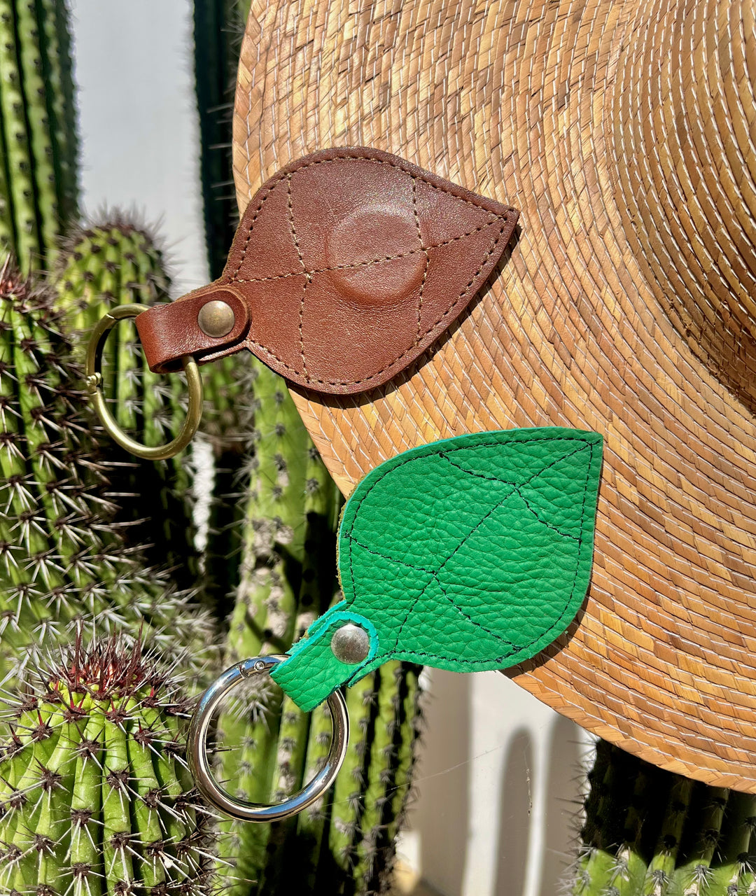 Hat Holder Piel Hoja